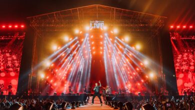 Adam Levine shines at Maroon 5’s  debut show in India