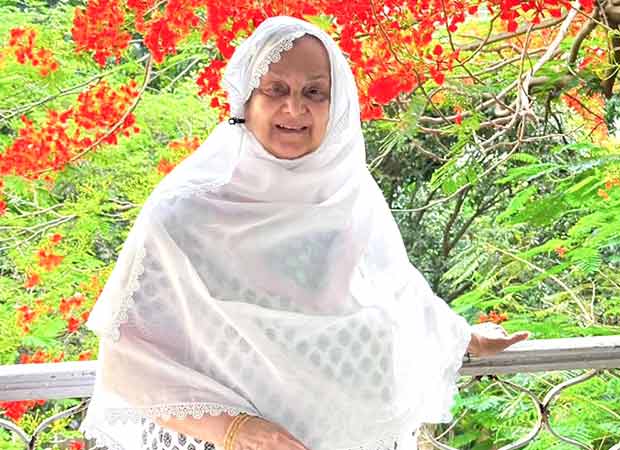 After being diagnosed with pneumonia, Saira Banu develops two clots in her calf: Reports : Bollywood News - Bollywood Hungama