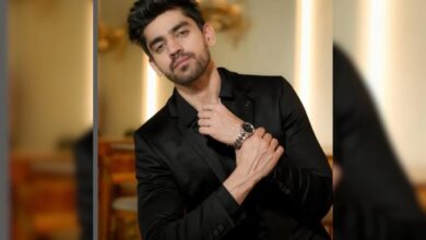 Bigg Boss 18: Salman Khan Schools Avinash Mishra For Calling Chahat Pandey "Gawaar"