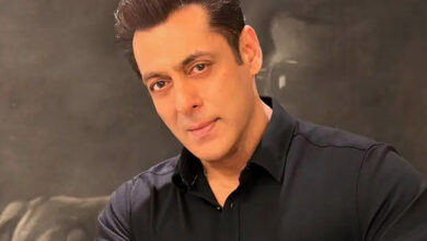 Salman Khan fan from Rajasthan distributes Being Human clothing worth Rs 6.35 lakhs to celebrate actor’s 59th birthday : Bollywood News - Bollywood Hungama