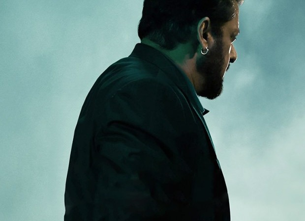 Salman Khan’s regal look in Sikandar poster ahead of teaser release sets the internet ablaze : Bollywood News - Bollywood Hungama