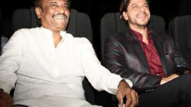 Shah Rukh Khan calls Rajinikanth the ‘Coolest and Bossest’ in birthday note, shares throwback picture : Bollywood News - Bollywood Hungama