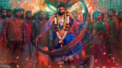 Trade experts praise Allu Arjun’s path-breaking saree scene in Pushpa 2: “In Bollywood, no director would have attempted such a scene; our actors wouldn’t have believed their ears” 2 : Bollywood News - Bollywood Hungama