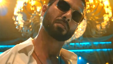 Deva song ‘Bhasad Macha’ teaser out: Shahid Kapoor teases a banger with his killer swag, watch : Bollywood News - Bollywood Hungama