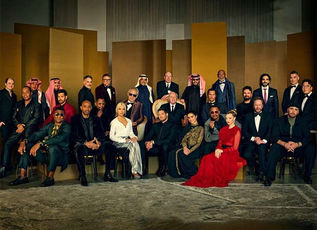 Hrithik Roshan, Shraddha Kapoor join Morgan Freeman, Anthony Hopkins, and others in this frame-worthy pic; grab attention of Indian fans at Dubai awards : Bollywood News - Bollywood Hungama