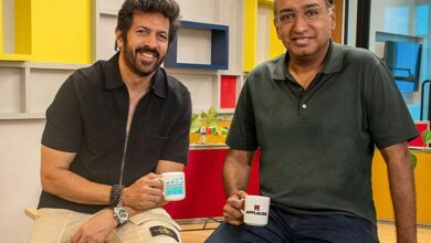 Kabir Khan to direct and creatively produce two films with Applause Entertainment : Bollywood News - Bollywood Hungama