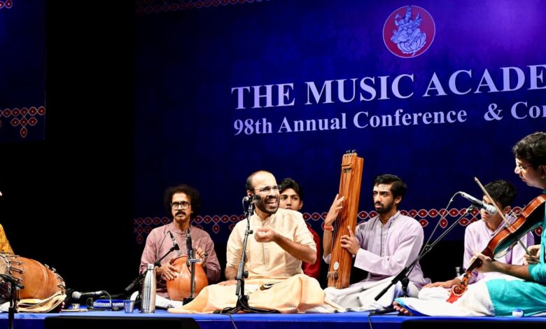 Kalyanapuram Aravind’s singing is an ode to his guru  T.N. Seshagopalan’s bani