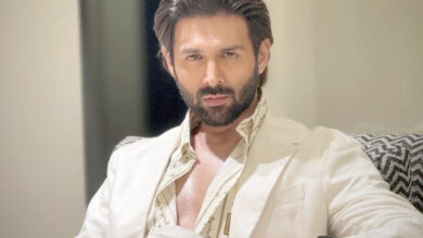 Kartik Aaryan reveals his relationship status: “Main single hun….Sau takka” : Bollywood News - Bollywood Hungama