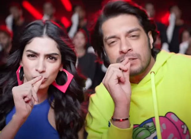 Loveyapa title track out: Khushi Kapoor and Junaid Khan’s peppy number gives special mention to ‘Tum Hi Ho’ and ‘Chaiyya Chaiyya’, watch : Bollywood News - Bollywood Hungama