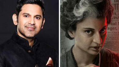 Manoj Muntashir on penning the hard-hitting songs of Emergency, “I have been inspired by Dinkarji when it comes to sarcasm” : Bollywood News - Bollywood Hungama