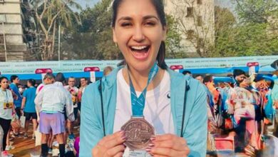Nikita Dutta completes sixth Mumbai Marathon, celebrates 10 years of running 10 : Bollywood News - Bollywood Hungama