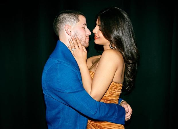 Priyanka Chopra teams up with Nick Jonas and his brothers for upcoming holiday film on Disney : Bollywood News - Bollywood Hungama