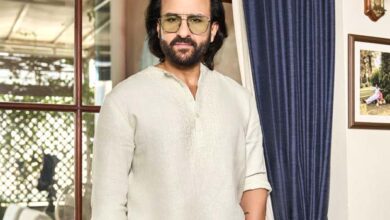 Saif Ali Khan’s team releases official statement; actor out of danger following attempted burglary incident : Bollywood News - Bollywood Hungama