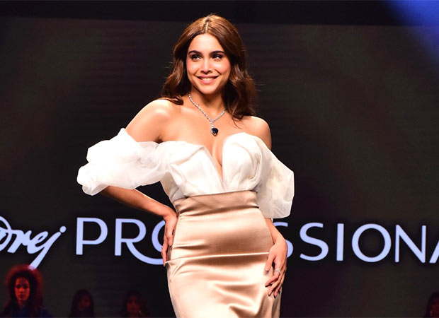Sharvari opens up about hair transformations as she shoots for Alpha; says, ” Hair has always been a defining part of my style” : Bollywood News - Bollywood Hungama
