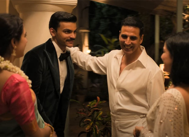 Sky Force song ‘Rang’ out: Akshay Kumar, Nimrat Kaur, Veer Pahariya and Sara Ali Khan wear their dancing shoes in this party anthem, watch : Bollywood News - Bollywood Hungama