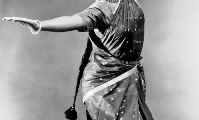 Why music is crucial to the success of a Bharatanatyam performance?