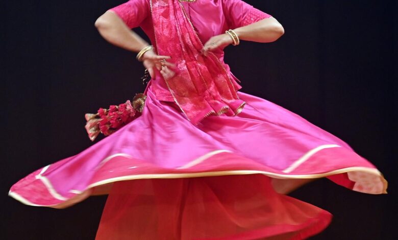 Divya Goswami brings alive the Sohni-Mahiwal love story through Kathak