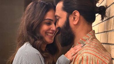 Genelia and Riteish Deshmukh set new couple goals as actress pens romantic ‘confession’ note on their anniversary : Bollywood News - Bollywood Hungama