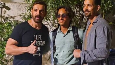 Harshvardhan Rane meets John Abraham to celebrate Sanam Teri Kasam’s success: “Came to seek blessings from my producer” : Bollywood News - Bollywood Hungama