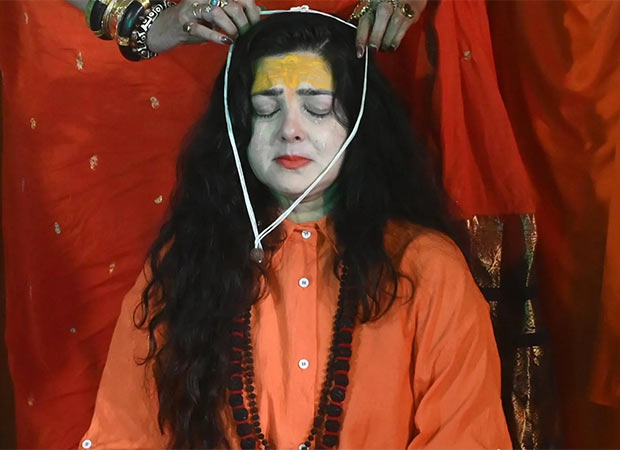 Mamta Kulkarni denies rumours of bribing Rs. 10 crores to become Mahamandaleshwar; says, “I have no money. I had to borrow Rs. 2 lakh to offer as ‘dakshina’” : Bollywood News - Bollywood Hungama