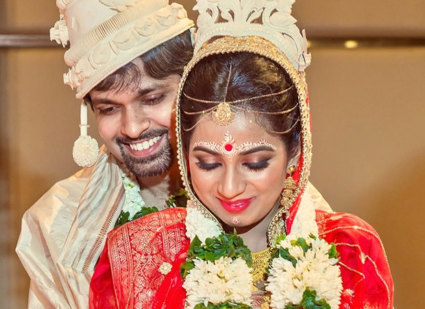 Shreya Ghoshal celebrates 10th anniversary with heartfelt post and rare wedding photos; watch 10 : Bollywood News - Bollywood Hungama