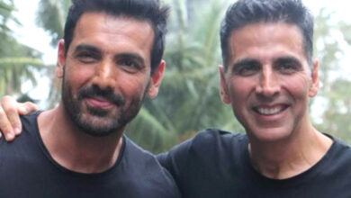 EXCLUSIVE: John Abraham wants to reunite with “movie-making machine” Akshay Kumar for Garam Masala 2 and Desi Boyz 2; says, “Something’s cooking up” 2 : Bollywood News - Bollywood Hungama