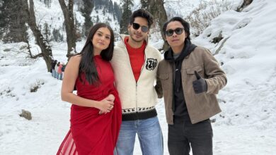 Ishaan Khatter and Tara Sutaria speak on shooting ‘Pyaar Aata Hai’ in Kashmir: “It truly elevates the emotions of the track” : Bollywood News - Bollywood Hungama