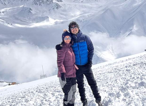 Papon celebrates wife Shweta Mishra’s 50th birthday at 13,000 feet, calls her “The rockstar of my life” 50 : Bollywood News - Bollywood Hungama