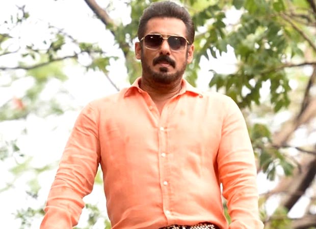 Salman Khan secures one of Bollywood’s Biggest paychecks with Rs. 100 crore; Sikandar’s non-theatrical revenue touches nearly Rs. 150 cr. : Bollywood News - Bollywood Hungama