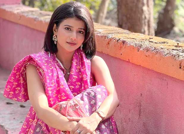 Samridhii Shukla suffers minor burn injury while shooting for Yeh Rishta Kya Kehlata Hai : Bollywood News - Bollywood Hungama