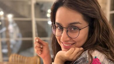 Shraddha Kapoor shares post-birthday fun with cakes, chai, and crispy bhajiya; watch : Bollywood News - Bollywood Hungama