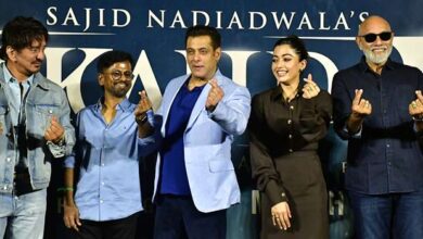 Sikandar trailer launch: Salman Khan-Rashmika Mandanna’s Korean heart pose wins hearts; Salman says “She reminds me a lot of me! I mean younger me” : Bollywood News - Bollywood Hungama