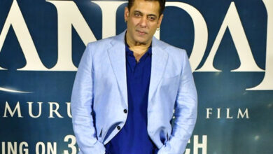 Sikandar trailer launch: Salman Khan praises his fans: “Picture acchi ho ya buri ho, woh 100 crore toh paar kara hi dete hai!” 100 : Bollywood News - Bollywood Hungama