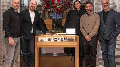 Sonam Kapoor, Anand Ahuja announce collaboration with Topaz Detailing as it debuts in India : Bollywood News - Bollywood Hungama