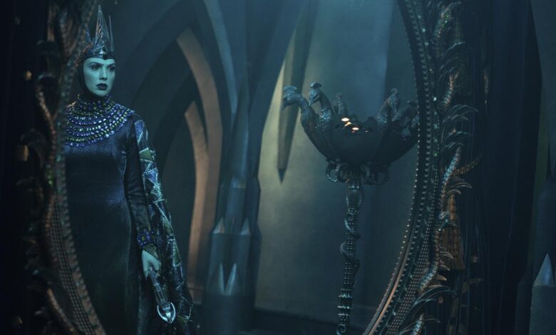 ‘Snow White’ debuts in theaters, dogged by controversy