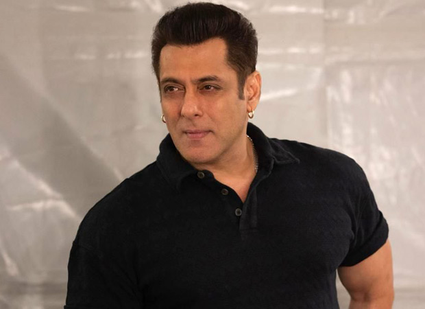 EXCLUSIVE: Fans meet Salman Khan post Sikandar’s debacle; request the star to work with Kabir Khan and Ali Abbas Zafar : Bollywood News - Bollywood Hungama