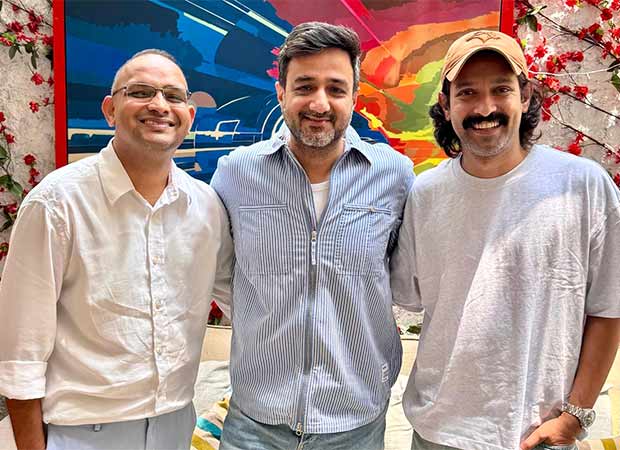 EXCLUSIVE: Siddharth Anand – Mahaveer Jain’s international thriller starring Vikrant Massey as Gurudev Sri Sri Ravi Shankar titled White : Bollywood News - Bollywood Hungama