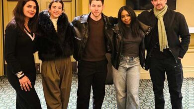 Hrithik Roshan and Saba Azad have a memorable Broadway Night with Nick Jonas and Priyanka Chopra; watch : Bollywood News - Bollywood Hungama