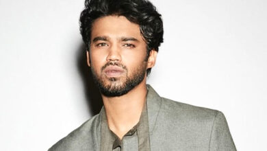 Babil Khan’s family and team respond to viral video, they say he was ‘acknowledging’ his peers : Bollywood News - Bollywood Hungama