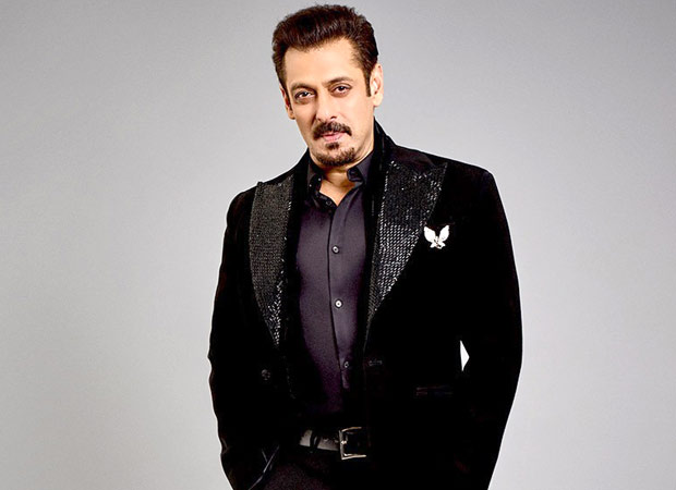 SCOOP: Salman Khan in talks to replace Amitabh Bachchan as the host of Kaun Banega Crorepati : Bollywood News - Bollywood Hungama