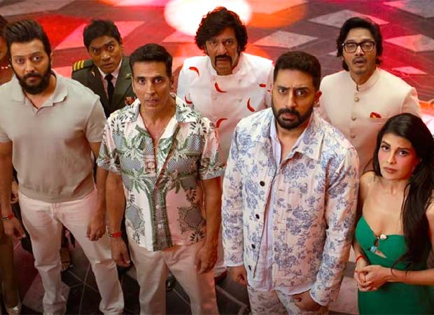 EXPLAINED: How exhibitors are dividing shows between the two versions of Housefull 5; insiders explain release strategy behind ONE-OF-A-KIND occurrence in cinema history : Bollywood News - Bollywood Hungama