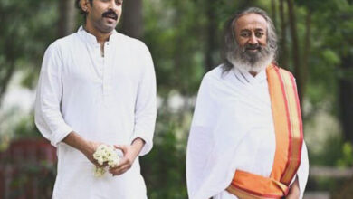 Vikrant Massey to begin shooting for Sri Sri Ravi Shankar biopic next week; 90 per cent film to be shot in Colombo : Bollywood News - Bollywood Hungama